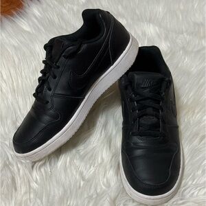 Womens Nike Ebernon Low black white sneakers